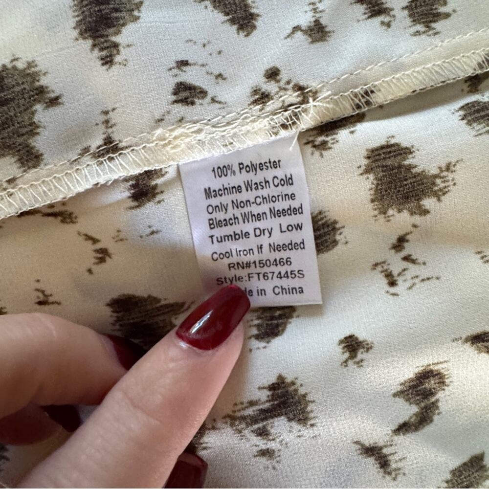 NEW Monday Fun x Stitchfix Cream and Brown Patterned Top - Picture 5 of 7